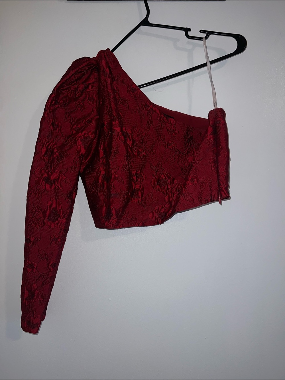 Ladies Lulus One-Shoulder Red Crop Top Set